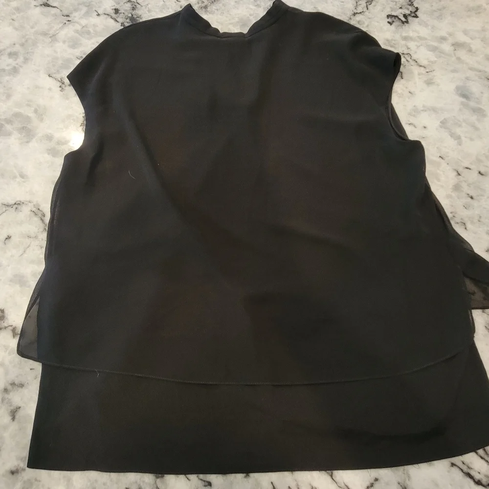 Tahari Multi layer High-low Top - Picture 2 of 4